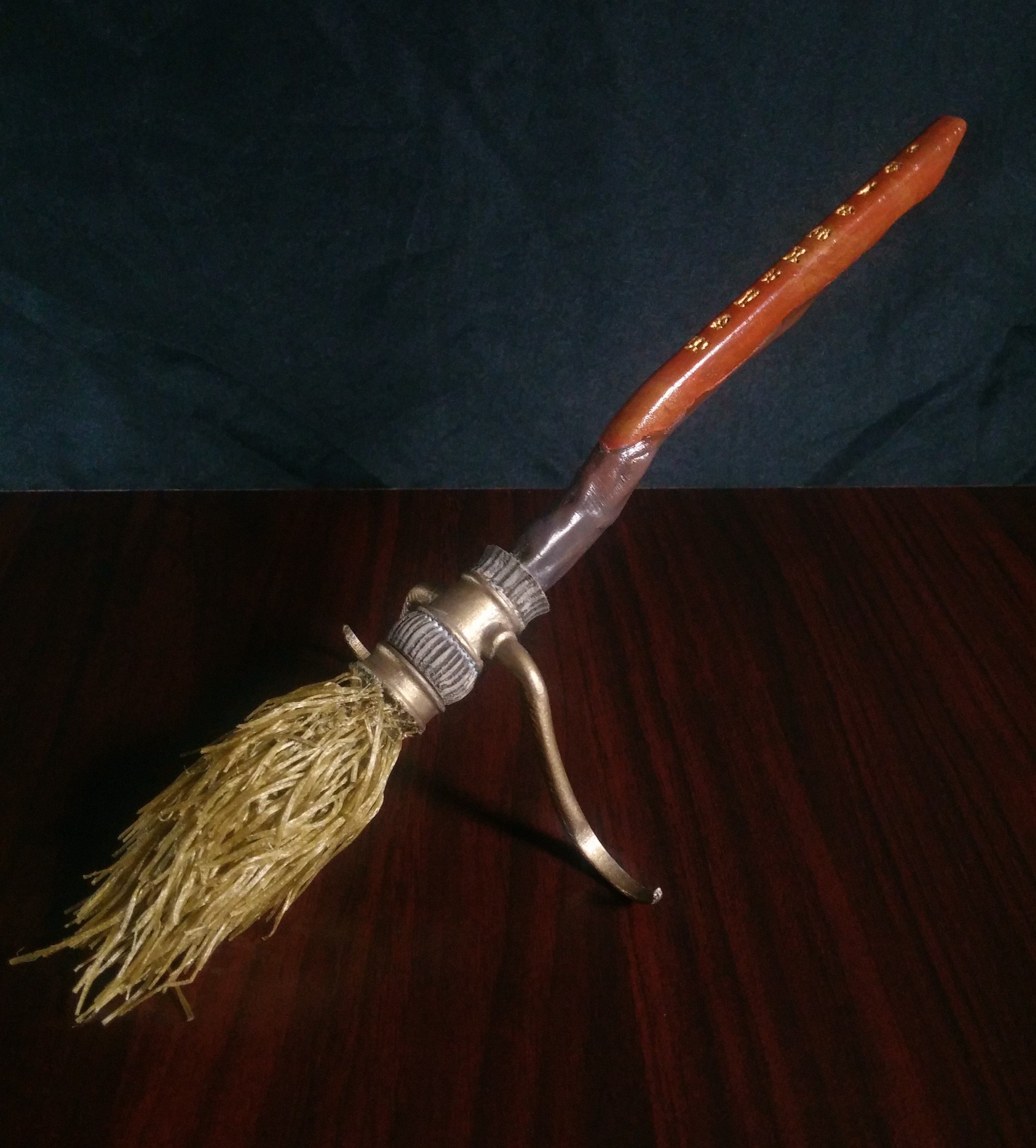 Harry potter on broomstick garetphoenix